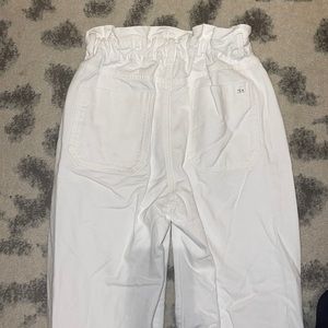 Zara White Paperbag Jeans Size 2